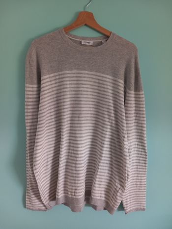 Pull léger rayé gris