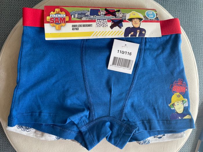 2 Boxers Sam Le Pompier 110/116 Neuf