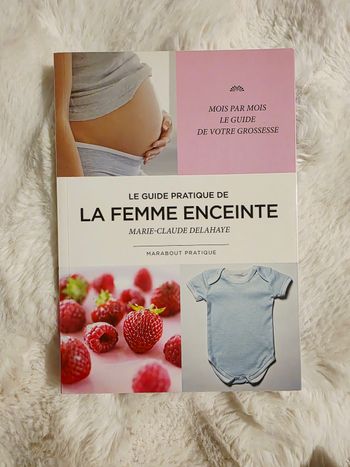 Livre "Le guide pratique de la femme enceinte"