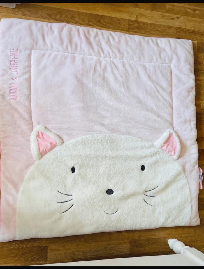 Tapis d’éveil ou parc doudou et compagnie