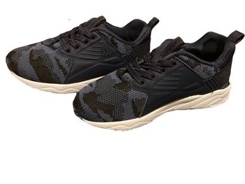 Baskets bleues marines