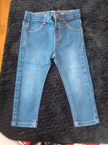 Jean primark taille 12/18mois 86cm