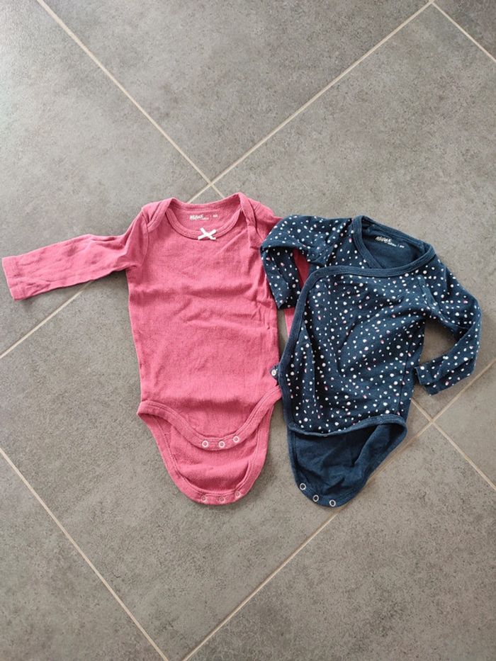 Lot de 2 bodys 9 mois