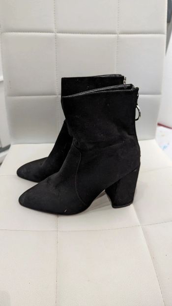 Bottines noires pointues taille 39