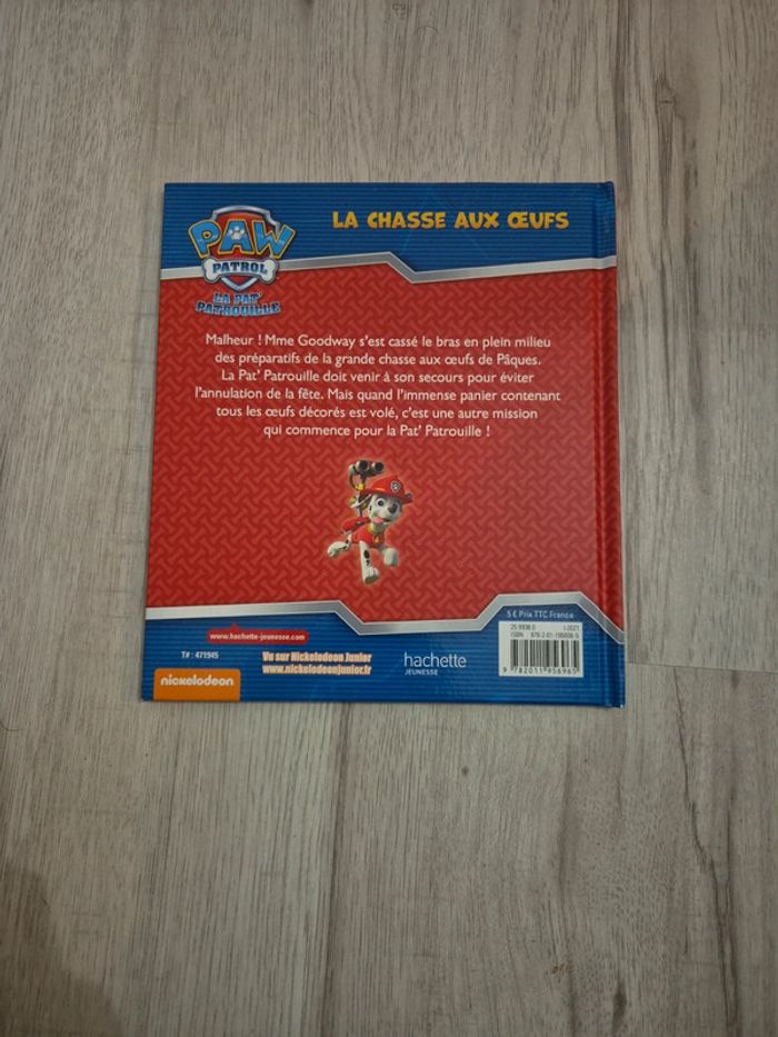 Livre "la chasse aux oeufs" de la pat patrouille - photo numéro 2