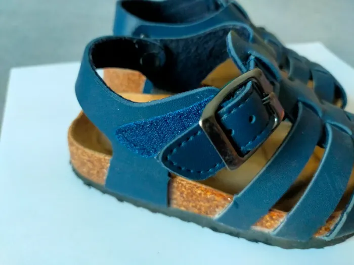 Sandales bleu marine – Pointure 24 – Kiabi - photo numéro 3