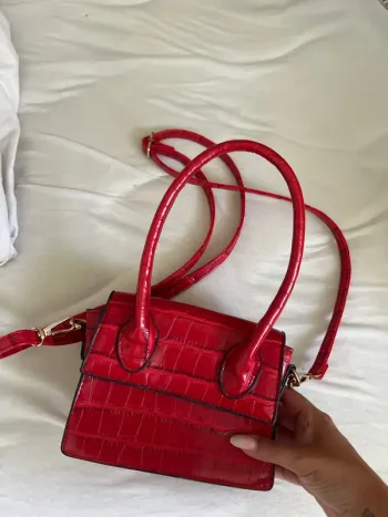 Sac à main rouge
