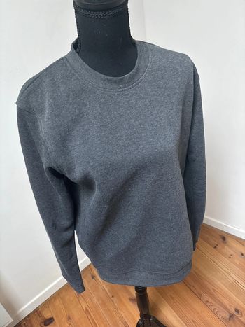 Sweat uni sans capuche