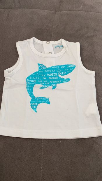 T-shirt sans manches