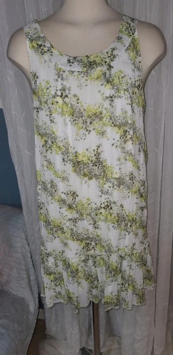 Robe d'été,  fleurie , légère et élégante 38/40