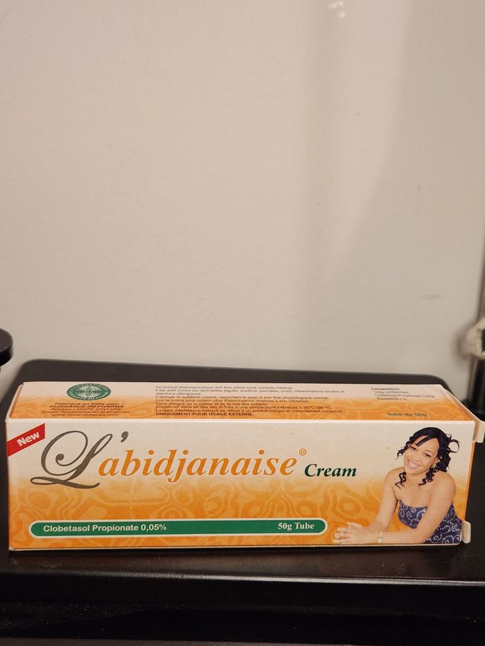 Tubes abidjanaise éclaircissant