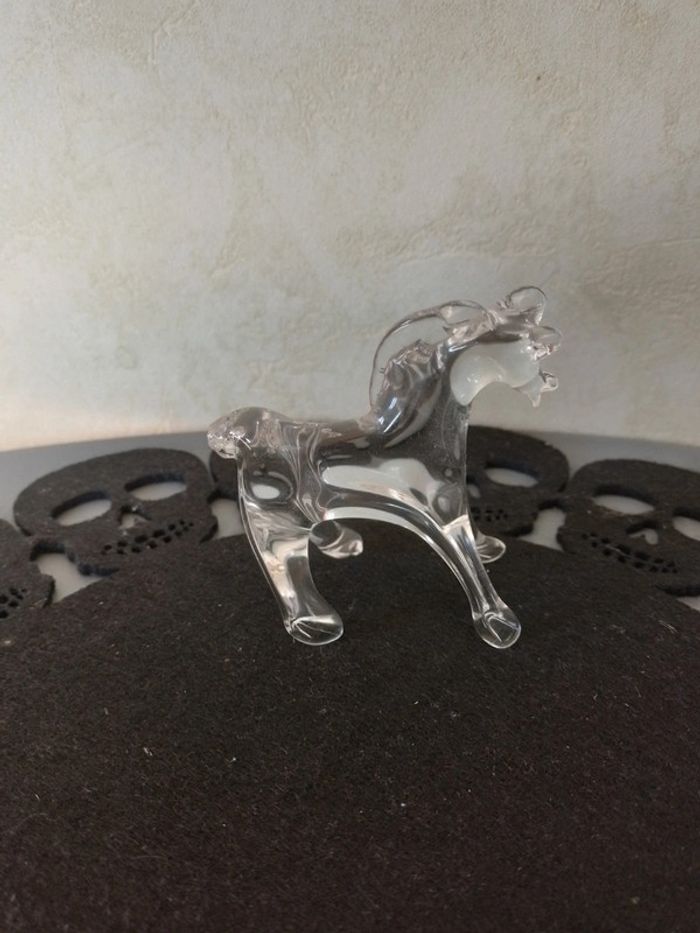 Cheval en verre
