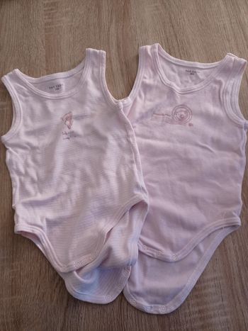 Lot 2 bodies 9 mois