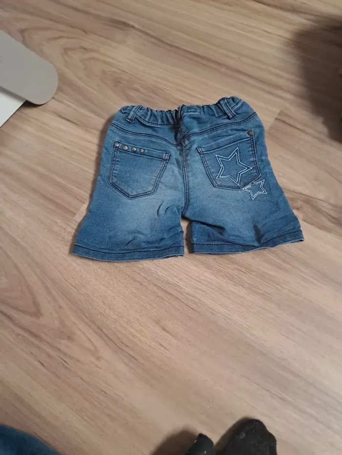 Short jeans fille taille 5 ans - photo numéro 2
