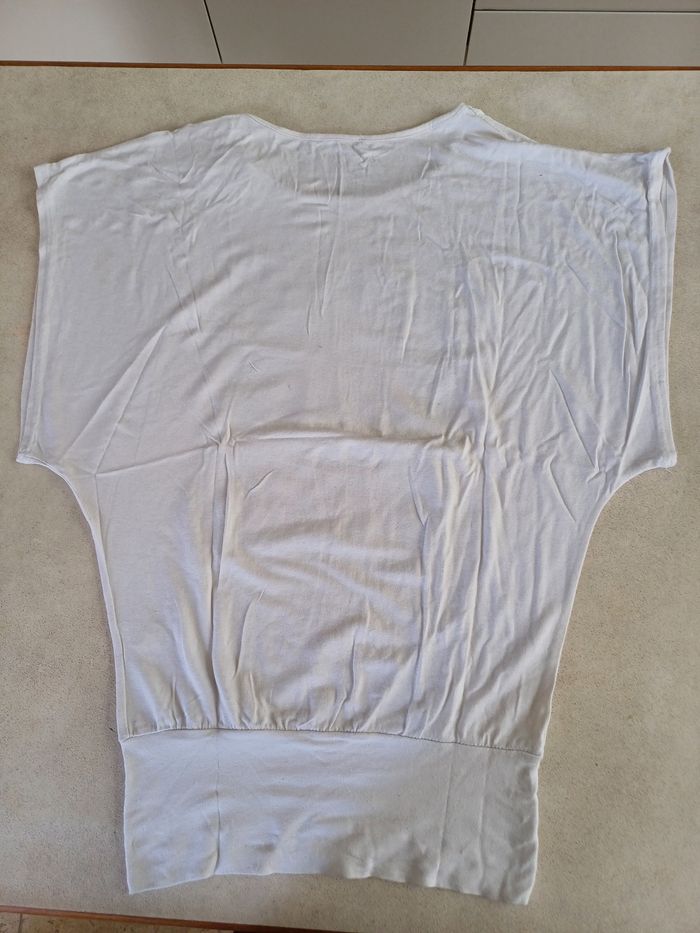 Tee-shirt  taille unique - photo numéro 3