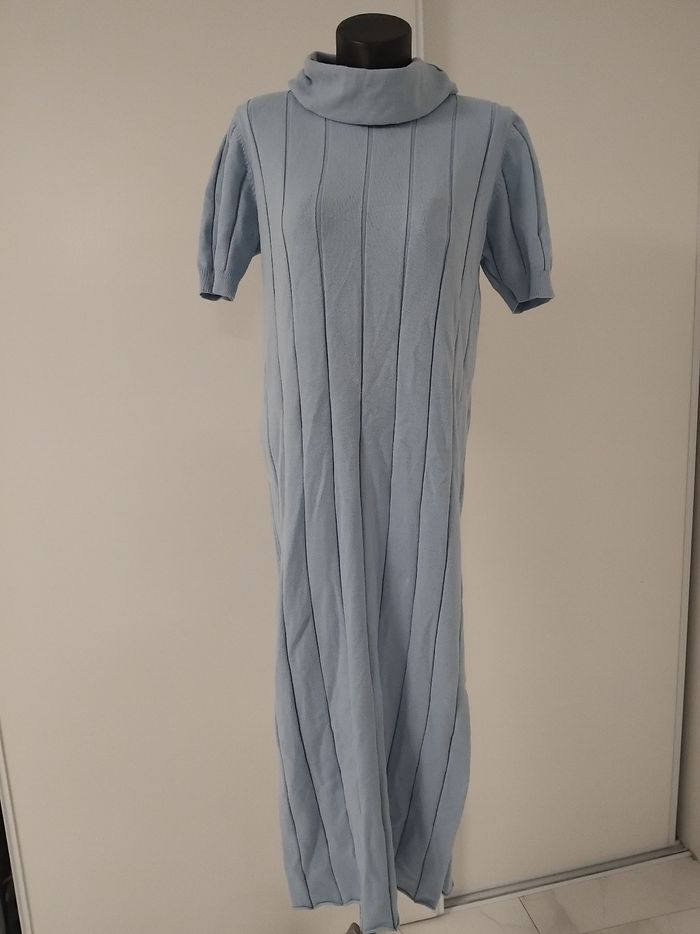 Robes femmes taille M comme neuf prix 5euros la robes - photo numéro 6