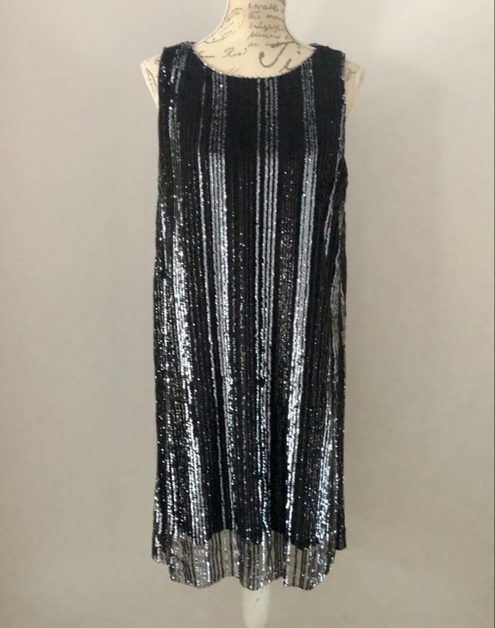 Robe de soirée noire et argentée