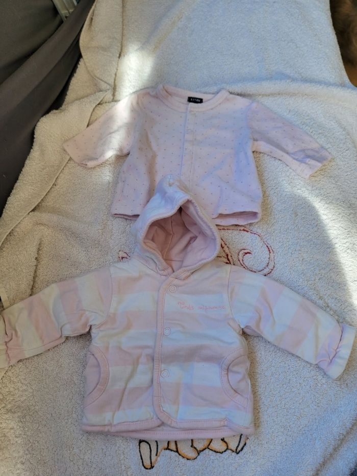 Lot de vêtements fille 1 mois - photo numéro 5