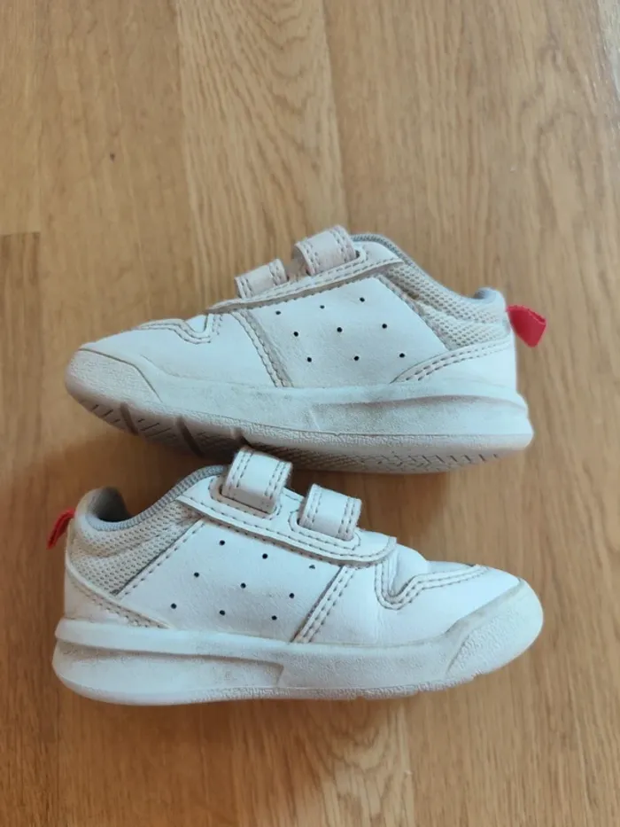 Basket adidas bébé fille pointure 21 - photo numéro 6