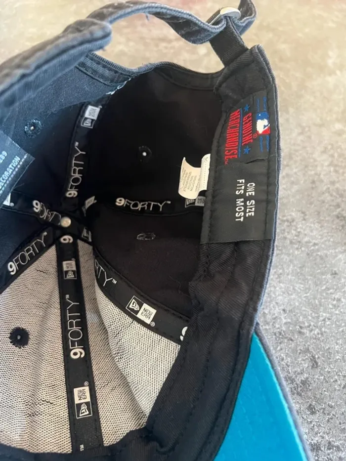 Casquette noire homme/femme New Era Black cap men/women Schwarze Damen/Herren Berretto uomo/donna - photo numéro 4