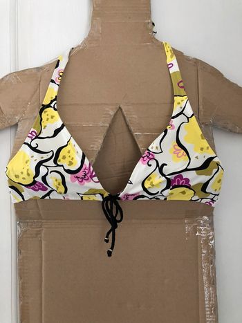 Haut de maillot de bain dim T 40/42 NEUF