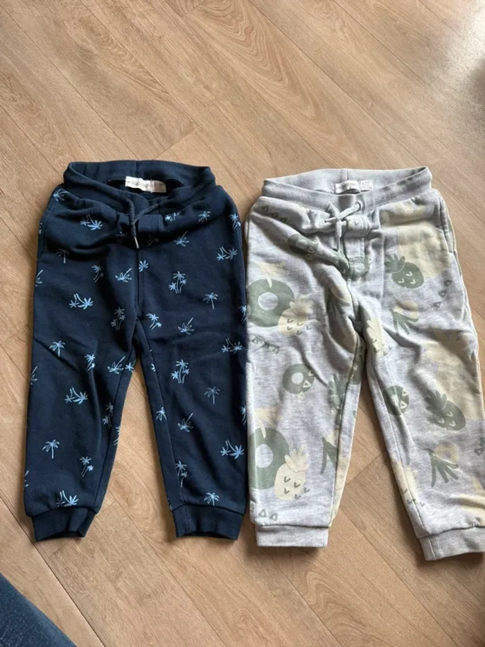 Lot jogging