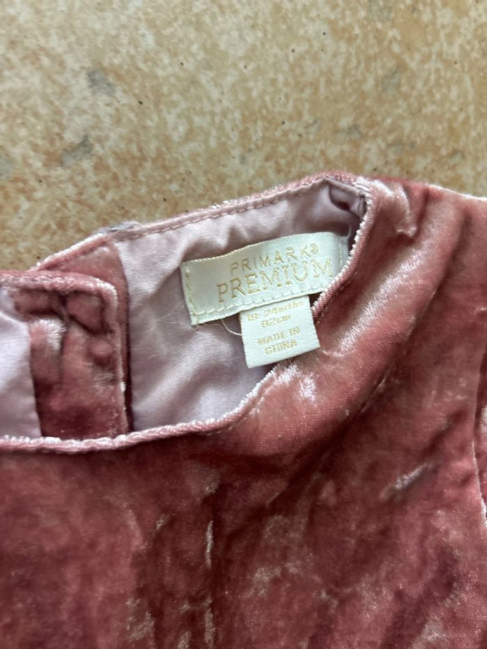 Robe de fête Primark en 18/24 mois - photo numéro 2
