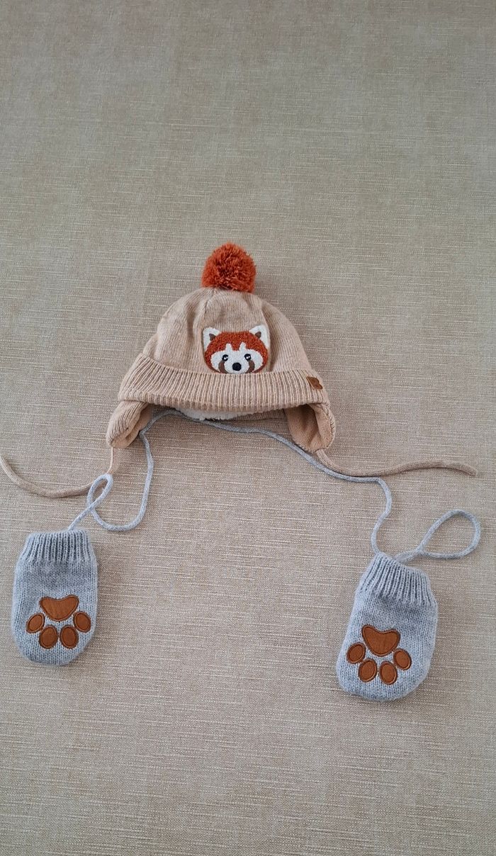 Bonnet + moufles 3-6 mois