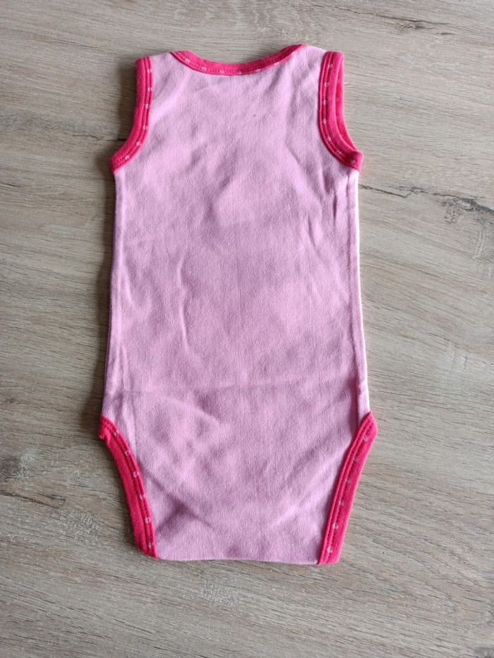 46. Body neuf 6mois - photo numéro 2