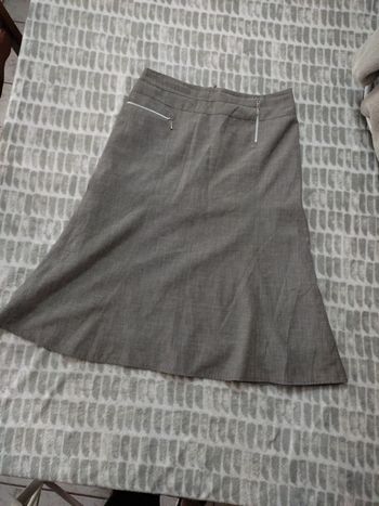 Jupe mi-longue évasée grise Plurielles taille 42
