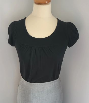 T-shirt noir manches bouffantes