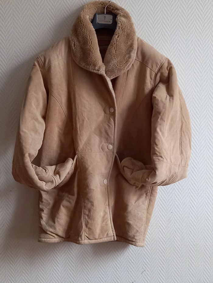 Manteau en cuir et fourrure à l'intérieur marque casual woman taille 38 - photo numéro 6