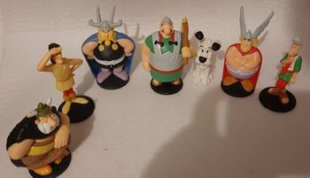 Figurines