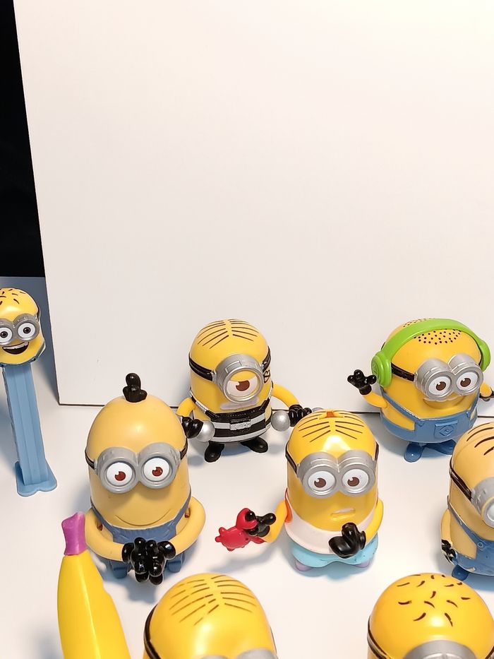 Gros lot 16 grande figurines vintage Moi moche et méchant , les minions 
Taille 11cm pour la plus grande - photo numéro 5