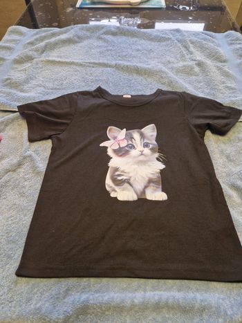 Tee-shirt taille 8 ans fille