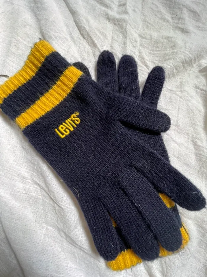 Gants Levi’s en laine – Taille L – Bleu marine & jaune