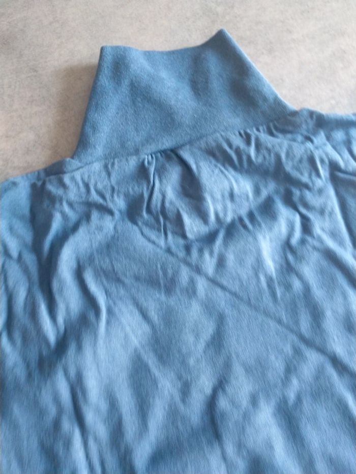 Sous-pull "Oui-Oui" 5 ans neuf - photo numéro 6