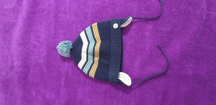 Bonnet très bon état