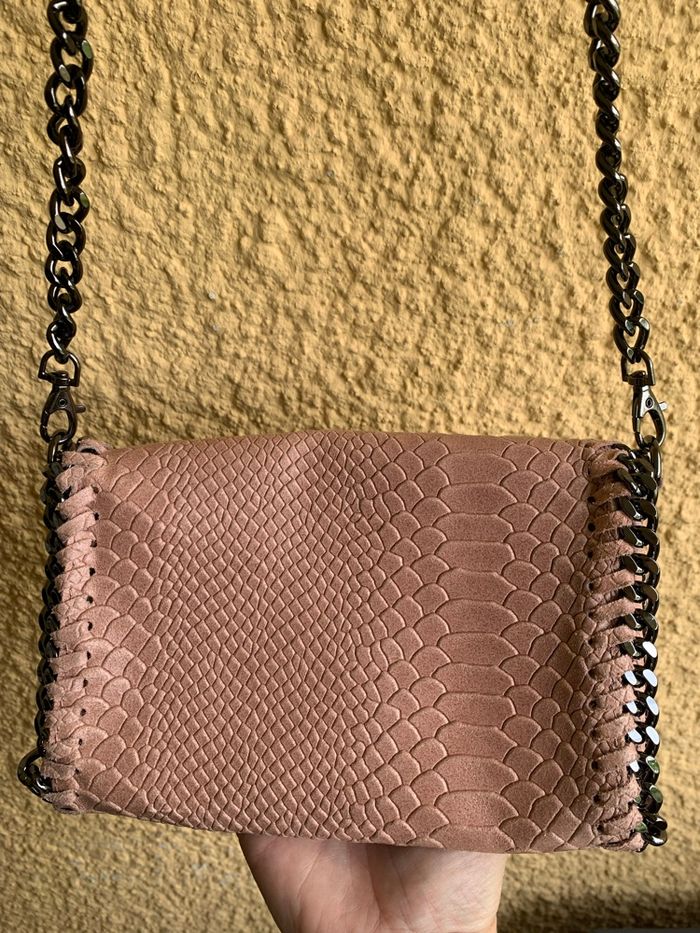 Petit sac en cuir italien avec finition effet python - photo numéro 2