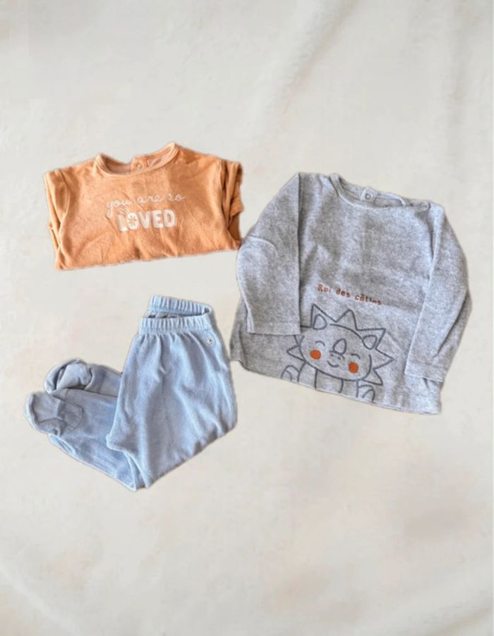 🌷Lot de pyjamas mixtes taille 12 mois🌷