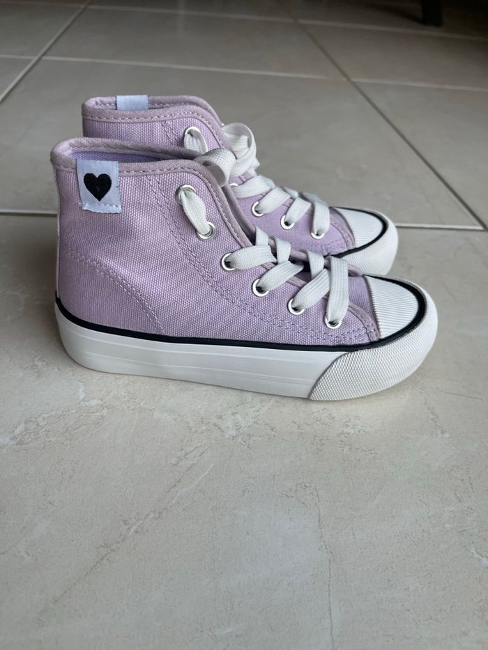 Baskets style converse neuve 29 - photo numéro 2