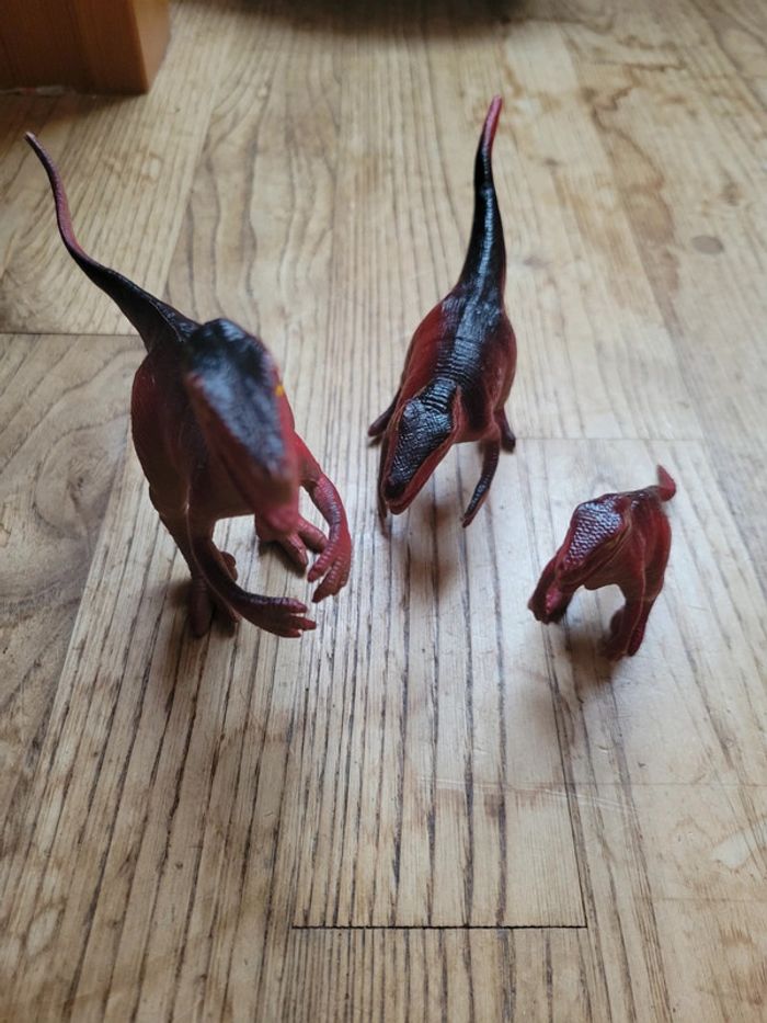 Lot de 19 figurines dinosaure + 1 figurine crocodile - photo numéro 2