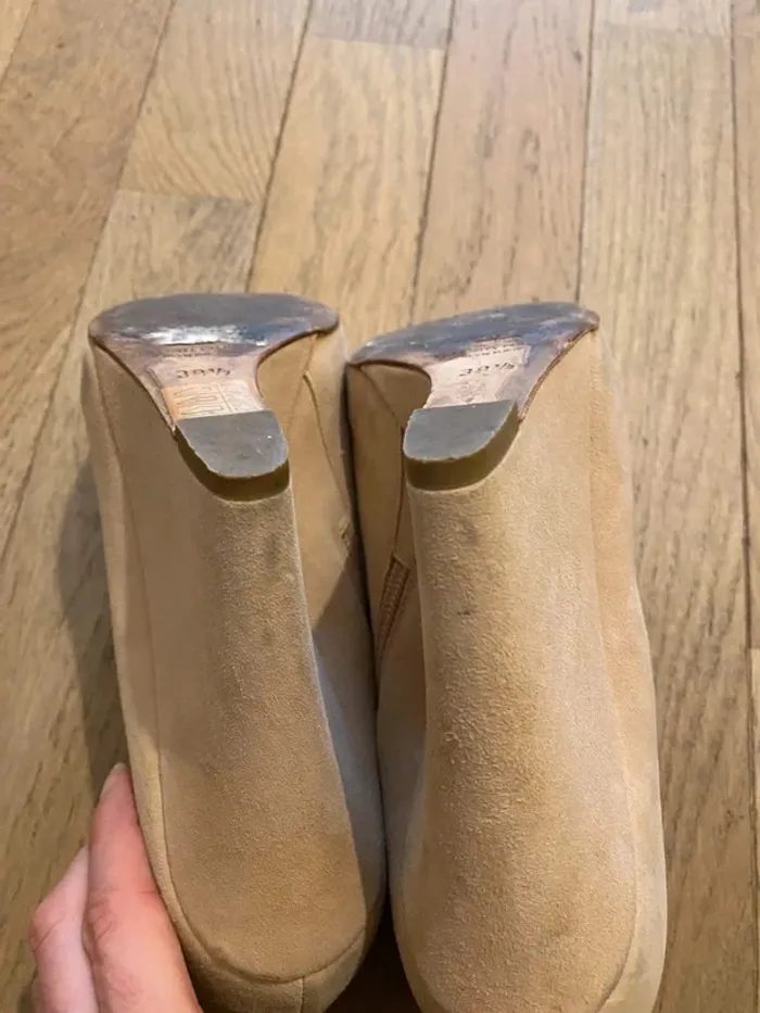 Bottines à talon invisible beige Elisabetta Franchi taille 38 1/2 - photo numéro 11
