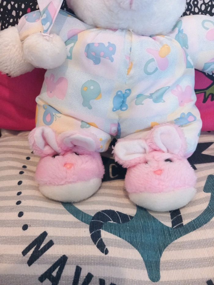 Peluche ours vintage ABC avec ses chaussures lapins 33cm - photo numéro 5