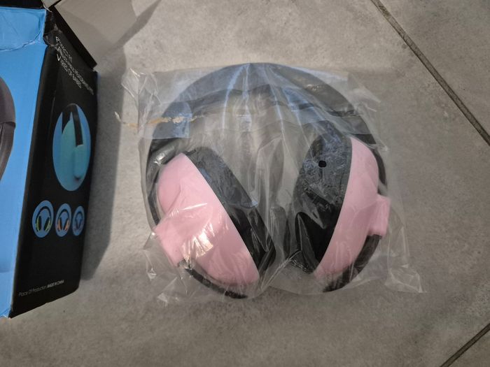 Casque anti-bruit bébé Rose, Neuf - photo numéro 2