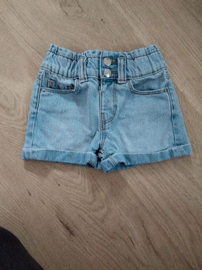 Short en jean 3 ans