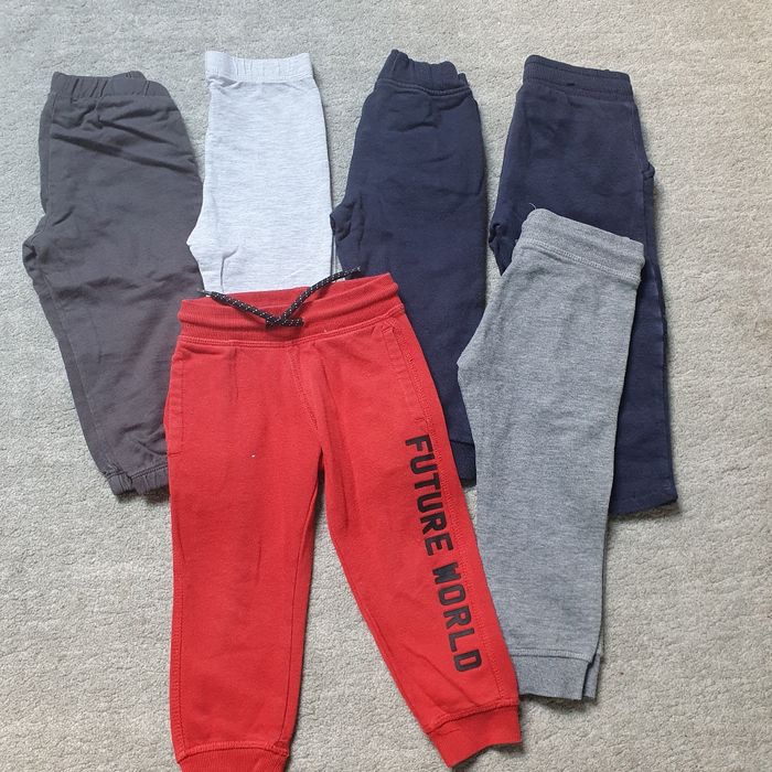 Lot de vêtements garçon.  2 ans (86-92cm) - photo numéro 10