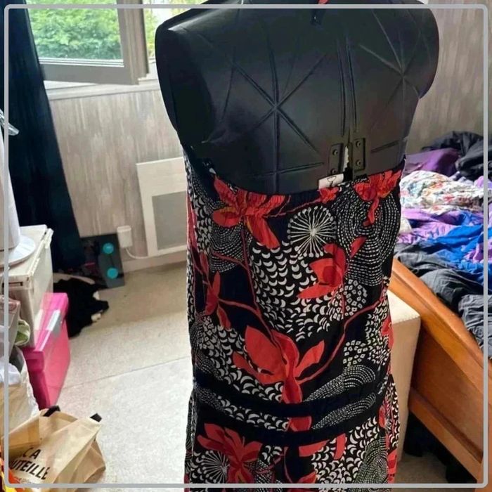 Jolie  robe  fleurie  taille  38 - photo numéro 5