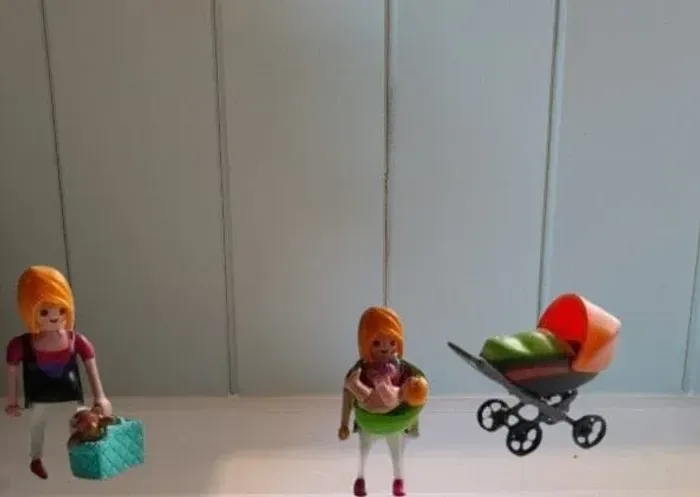 Playmobil 6447 Femme enceinte avec maman et bébé - photo numéro 2