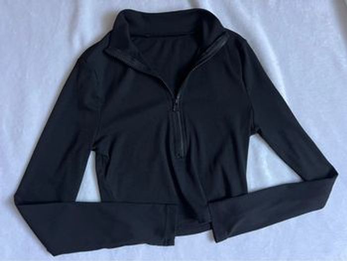 Haut de sport court zippé - photo numéro 3